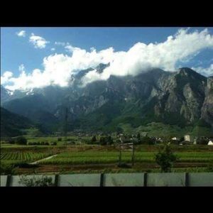 Meet your Posher, Sara